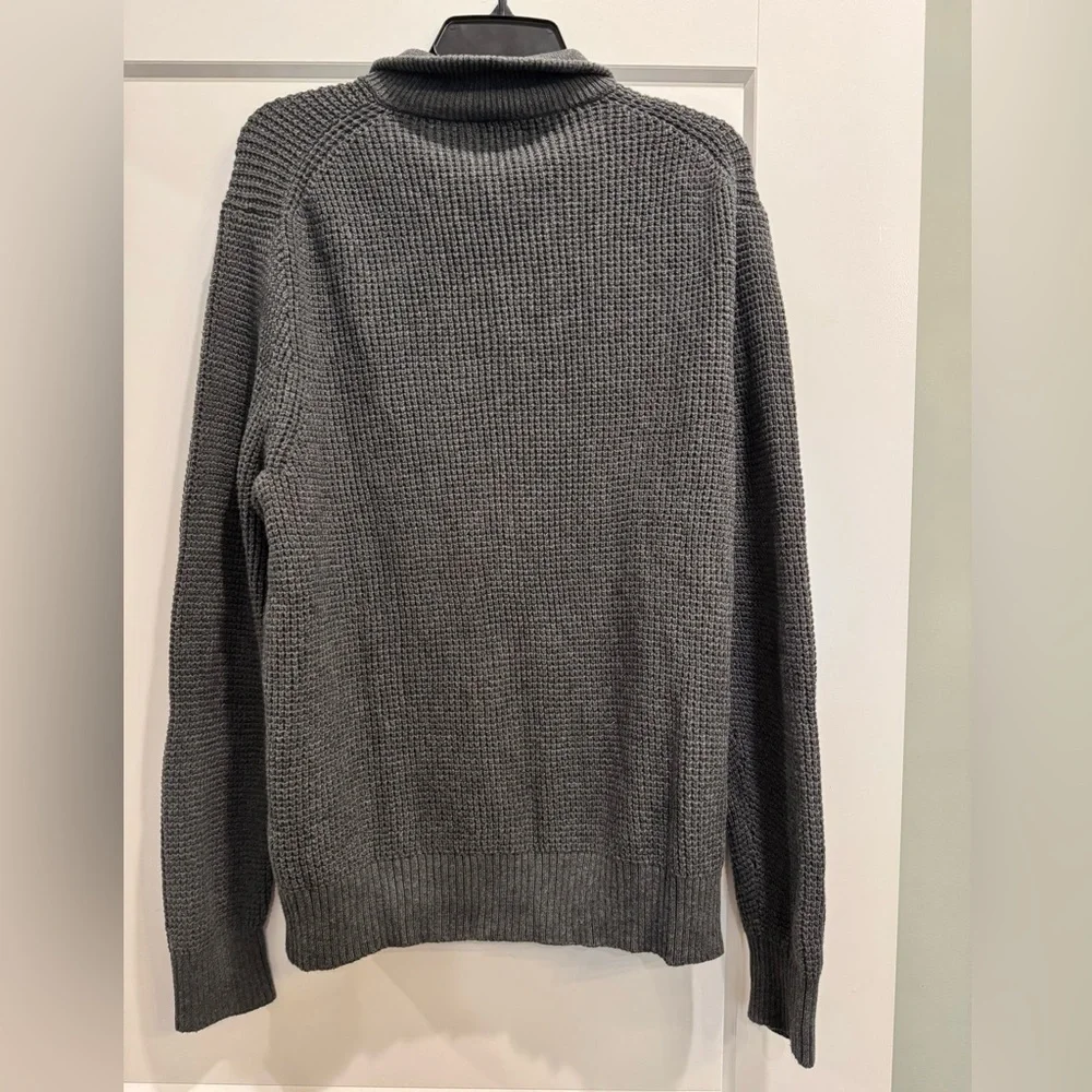 J. Crew Men's Gray Quarter-Zip Sweater 100% cotton